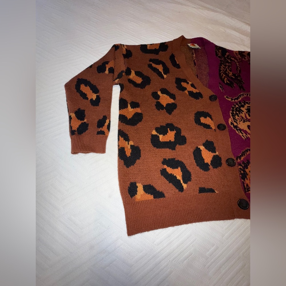 FARM RIO Mixed Wild Leopards Cardigan SIZE: XS - Picture 5 of 9